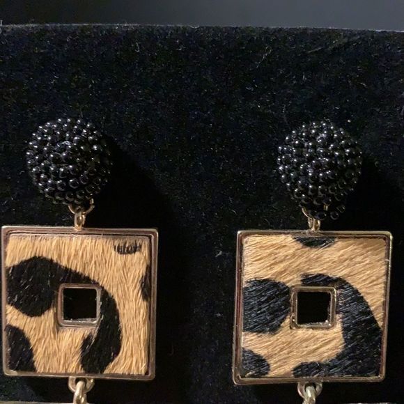 Francescas Leopard Post Earrings - Picture 4 of 5